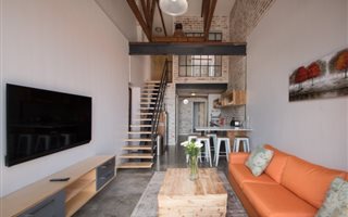 6 Bedroom House in Walmer Estate