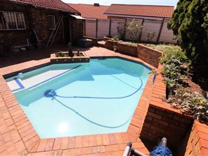 3 Bed House in Isandovale