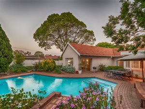 4 Bed House in Elma Park