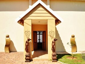 2.7 ha Farm in Waterkloof