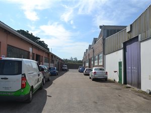 637 m² Industrial space in Pinetown Central