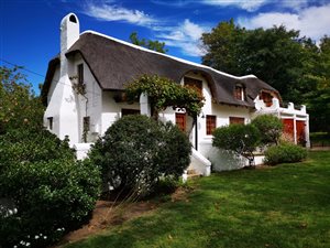4 Bed House in Greyton