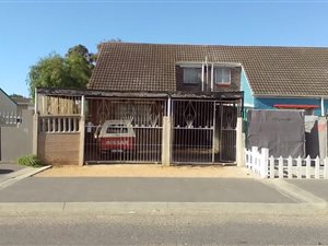 3 Bed Duplex in Valhalla Park