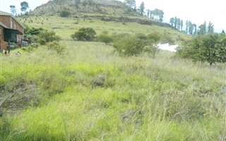 1671 m² Land available in Balmoral
