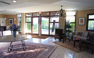 3 Bedroom Apartment in Waterfall Hills Mature Lifestyle Estate