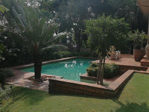 5 Bed House in Muckleneuk