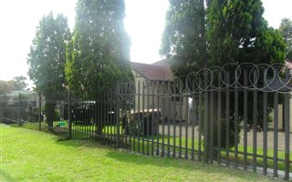 3 Bedroom House in Brackendowns