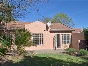 3 Bedroom Simplex in Lynnwood Glen