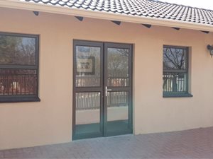 Bachelor apartment in Secunda