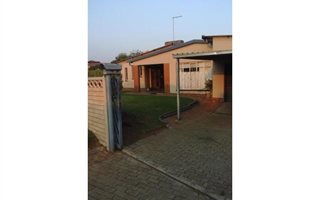 4 Bedroom House in Birchleigh