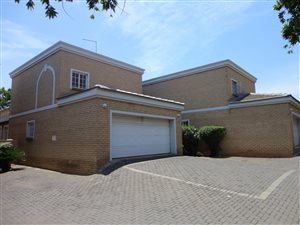 3 Bed Duplex in Eldoglen