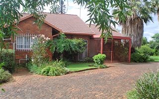 2 Bedroom Townhouse in Birchleigh North