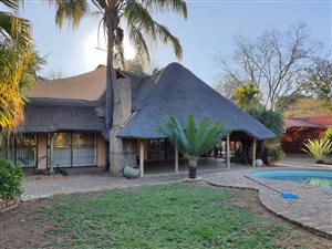 5 Bed House in Chroom Park