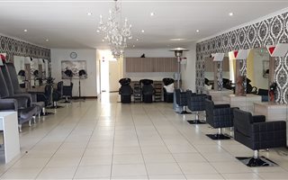 120 m² Office Space in Wierda Park