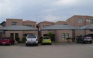 3 Bedroom Apartment in Jansen Park