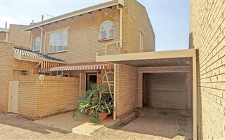 3 Bedroom House in Fairland