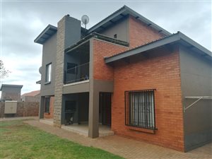 2 Bed Apartment in Theresa Park
