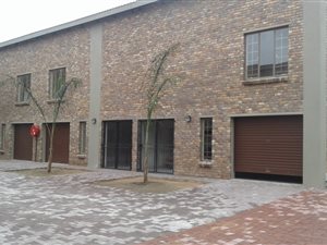 2 Bed Duplex in Rietfontein