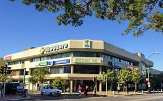 80 m² Retail Space in Rondebosch