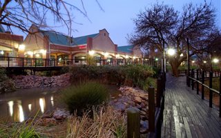 318 m² Office Space in Faerie Glen