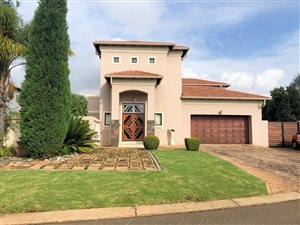 4 Bed House in Olifantsfontein