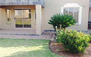 3 Bedroom Townhouse in Dalpark