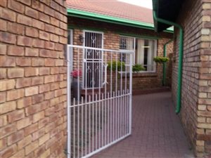 2 Bed Townhouse in Vanderbijlpark CW3