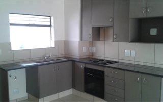 2 Bedroom Townhouse in Kyalami