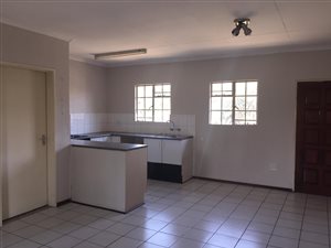 3 Bed Apartment in Westwood