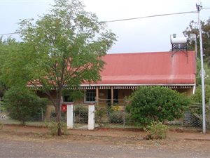 2 Bed House in Steytlerville