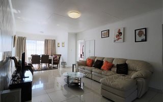 3 Bedroom Townhouse in Parkrand
