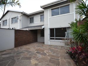 3 Bed Duplex in Prospect Hall