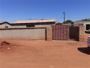 2 Bed House in Bram Fisherville