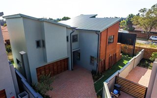 3 Bedroom House in Rietvalleirand