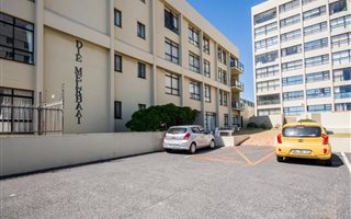 3 Bedroom Apartment in Strand Central