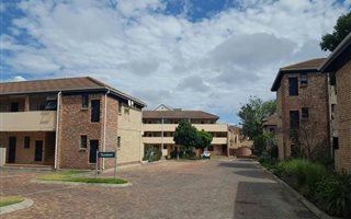 1 Bedroom Apartment in Grahamstown Central
