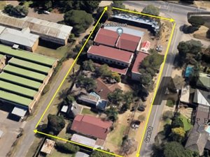 3722 m² Commercial space in Queenswood