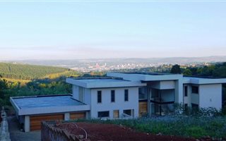 5 Bedroom House in Chase Valley Downs