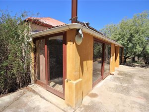 1906 m² Farm in Oudtshoorn Central