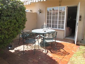 3 Bed Simplex in Bedford Park