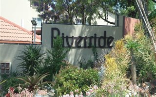 2 Bedroom Apartment in Newlands