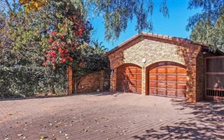 3 Bedroom House in Hurlingham Manor