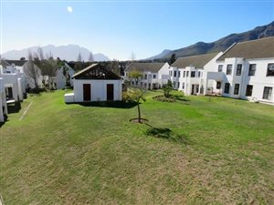 3 Bed Apartment in Schuilplaats