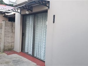 1 Bed Garden Cottage in Bluff