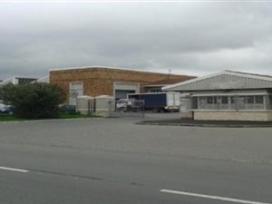 966 m² Commercial space in Kuilsriver