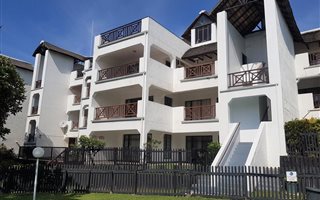 3 Bedroom Apartment in Compensation Beach