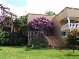 4 Bed House in Steiltes