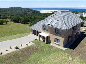 5 Bed House in Cove Rock