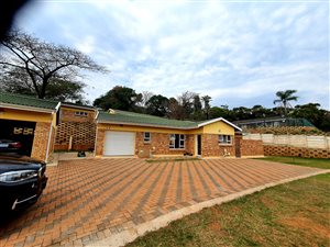 3 Bed Townhouse in Uvongo