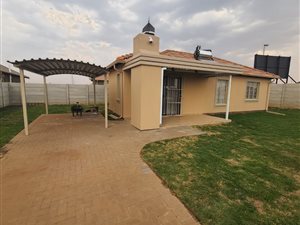 3 Bed Simplex in Katlehong